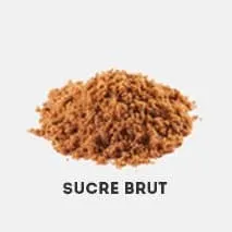 tas de sucre brut brun sur un fond blanc - WeightWorld