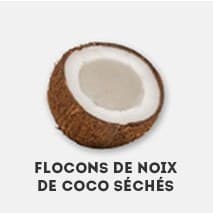 noix de coco découpées pour en récupérer des flocons sechés