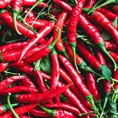 plusieurs piments rouge et vert - image petit format
