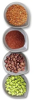 4 tasses remplies de grains de café de toutes les couleurs