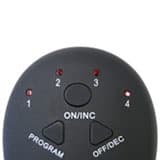 Télécommande noire du stimulateur abs 8 Pad avec lequel vous pouvez allumer et éteindre l'appareil et changer la position Télécommande noire du stimulateur abs 8 Pad avec lequel vous pouvez allumer et éteindre l'appareil et changer la position