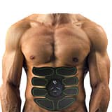 Haut du corps musculaire d'un homme utilisant le stimulateur abs à 8 pads Haut du corps musculaire d'un homme utilisant le stimulateur abs à 8 pads