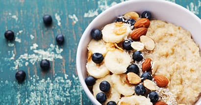 Porridge à la noix de coco et à la maca