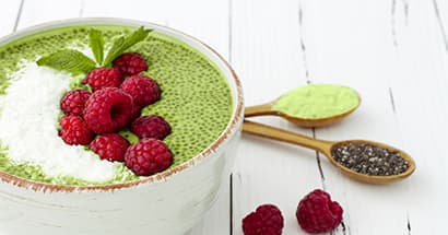 Dessert thé matcha et grains de chia
